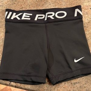New/Never Worn Nike Pro shorts